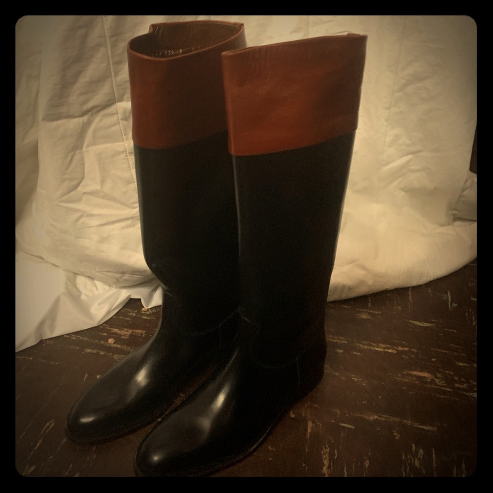 Vintage Botticelli women’s boots.